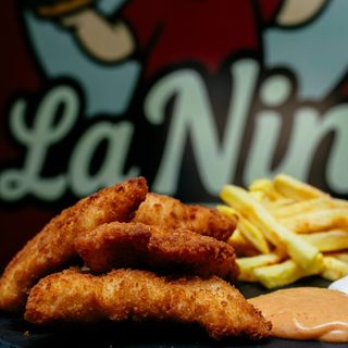 Meniu File piept de pui cu cartofi prajiti