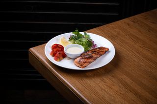 Філе лосося на грилі (160/100/20/30г)