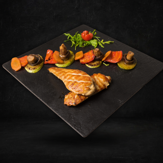 Pileći file sa povrćem