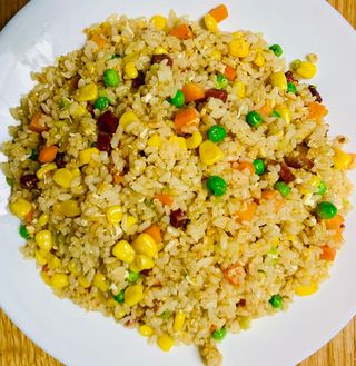 49.Fried rice with eggs and mix vegetables 500g