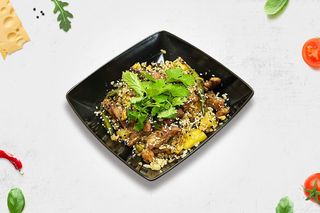 Рис з телятиною та ананасом