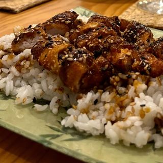Arroz Con Pollo Tonkatsu