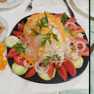 Mešana salata 300g