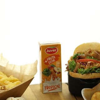 Menú infantil nuggets