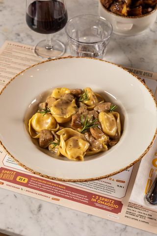 Cappelletti con sugo ai funghi porcini