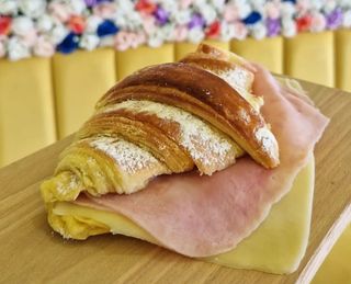 Croissant Misto