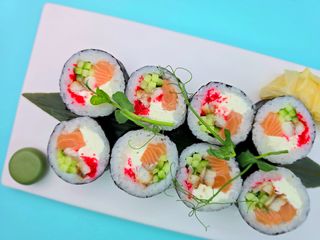 Футо з лососем та вугром (270г)