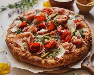 Pizza Charcuterie