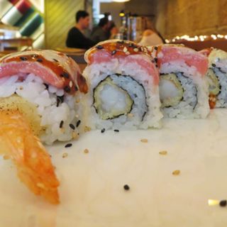 Especialidad Maguro Dragón, 4 Piezas