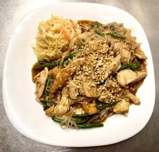 Pad thai z krewetkami