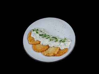 Деруни з грибами у вершковому соусі (380g)