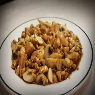 60. Pollo con champiñones