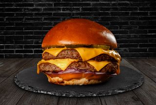 Dublu cheesburger