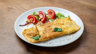 Omlet sa kozjim sirom