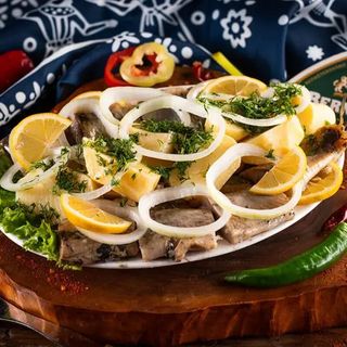 ქაშაყი ,გამომცხვარი კარტოფილი სალათით