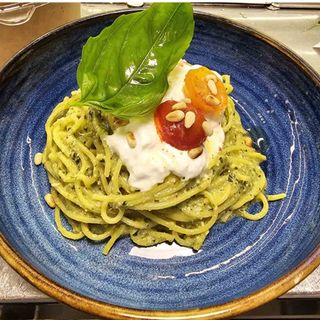 Спагети с песто Дженовезе и бурата ( 300гр. )