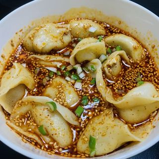 M3. Taiwan spicy sesame wonton 12 pezzi