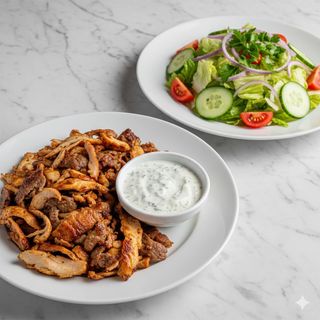 Plato Pollo O Ternera + Ensalada Y Salsa Blanca