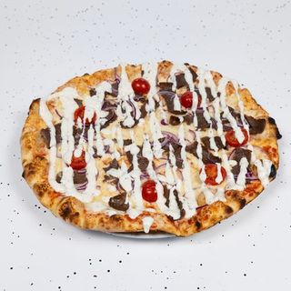 Kebab pizza