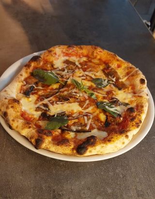 Pizza Parmigiana (33 Cm.)