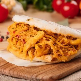 Arepa De Pollo