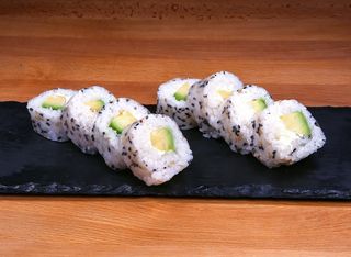 Оризово маки Авокадо и Филаделфия (8бр-210г)