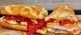 Bocadillo de lomo con pimientos