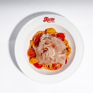 პასტა მარინარა პროშუტოთი