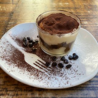 Tiramisu tradizionale con caffe illy