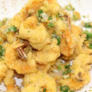 Golden Fried Prawns With Ginger & Garlic