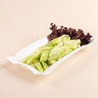 Салат "Огурцы с чесноком"