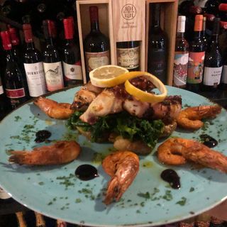 Polvo Grelhado  com  Gambas