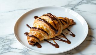 Кроасан с ядков шоколад