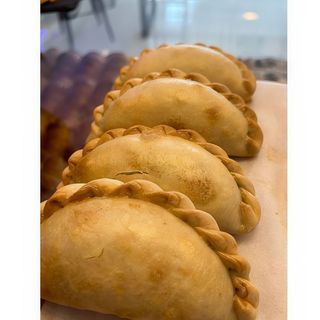 Empanada De JAMON Y QUESO (1 Ud.)