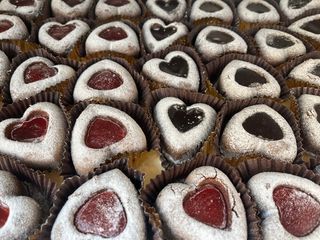 Cuori di cioccolato con crema al cioccolato fondente senza lattosio