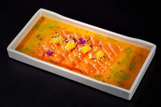 025 Carpaccio salmon passion fruit 4 pezzi