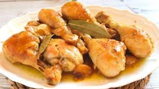 Pollo al ajillo