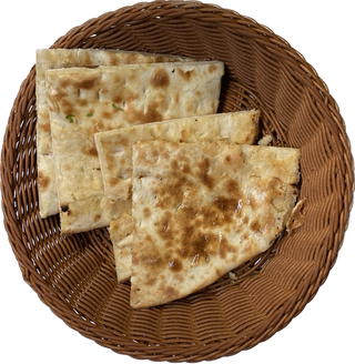 104 - Peshawari naan with honey si dry fruits