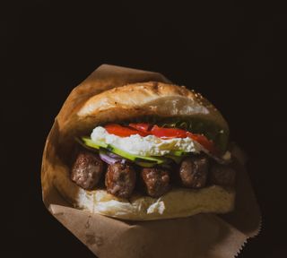 Ćevapi na kajmaku  180 gr