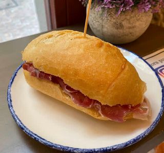 Pulga De Jamón Ibérico Y Tomate (80 Grs)