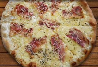 Pizza Carbonara