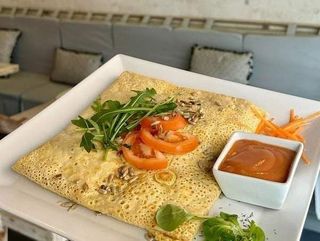 14D. Z kurczakiem, szpinakiem, serem i fetą