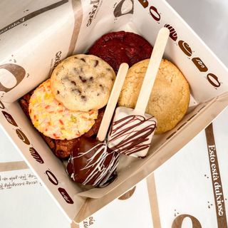 Box M Personalizada (Brownie y cookies)