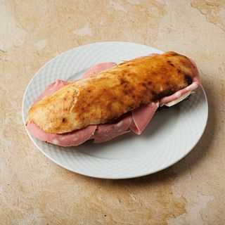 Sendvič sa mortadelom