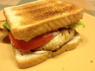 Sándwich pollo completo