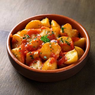 Tapa de patatas bravas