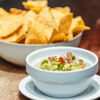 Guacamole amb totopos