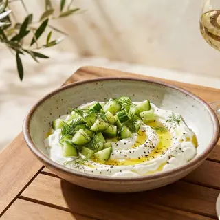 Yoghurt con Pepino y Eneldo