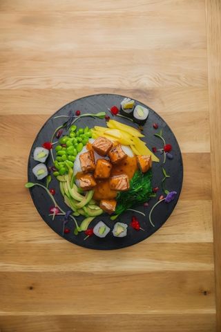 Bowl Grillowany Łosoś