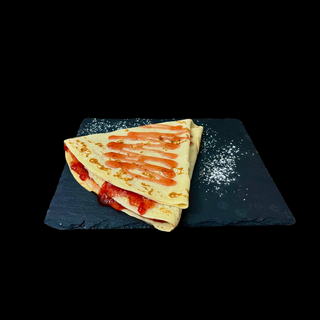 Naleśnik z dżemem truskawkowym